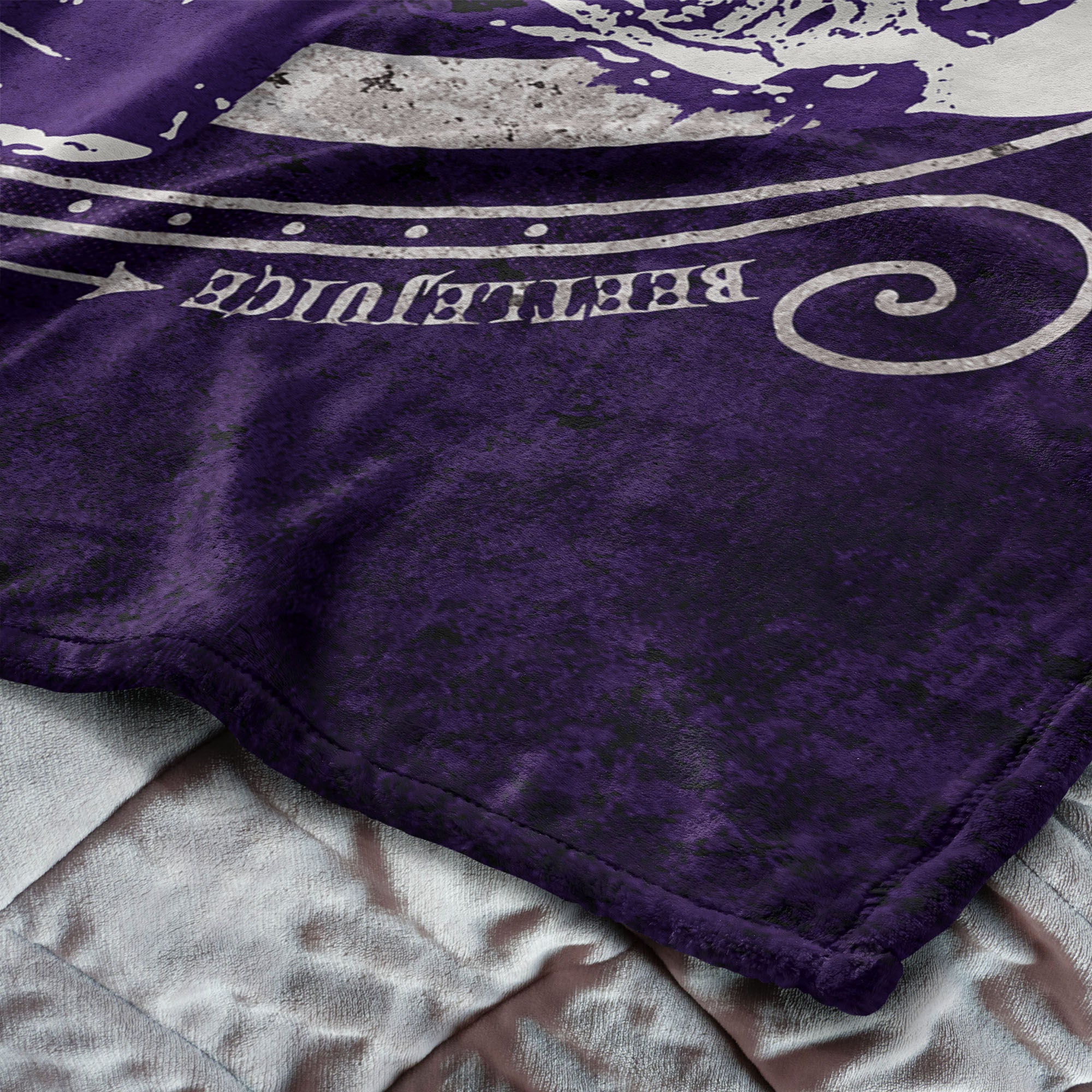 Warner Bros. Beetlejuice Big Dark Room Silk Touch Throw Blanket 40X50 Inches, PURPLE, alternate image number 4