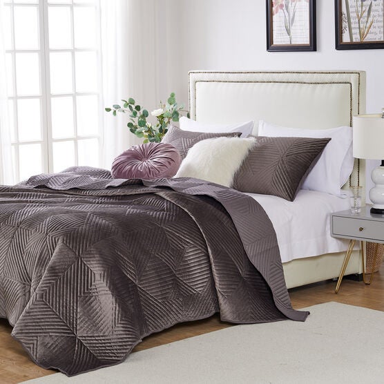 Riviera Velvet Storm Gray Quilt Set, , on-hover image number null