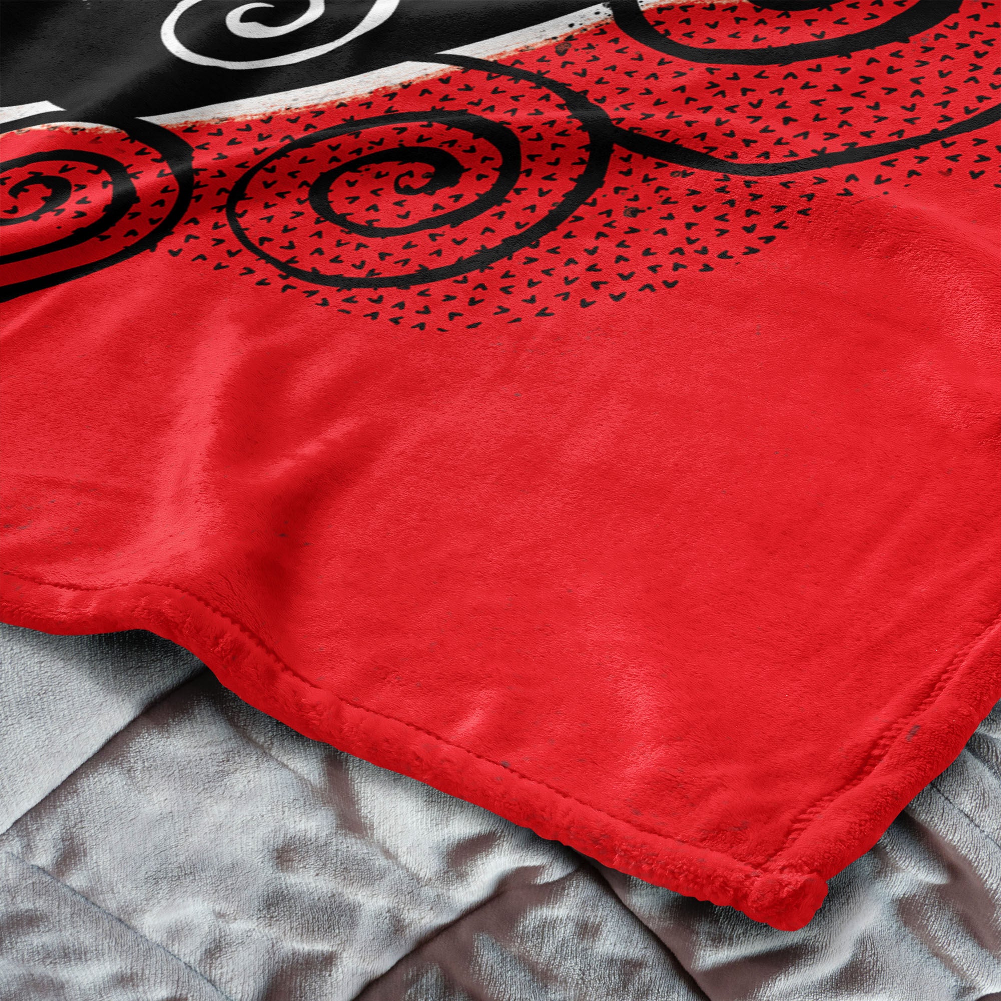 Warner Bros. Beetlejuice So So Strange Silk Touch Throw Blanket 40X50 Inches, RED, alternate image number 4