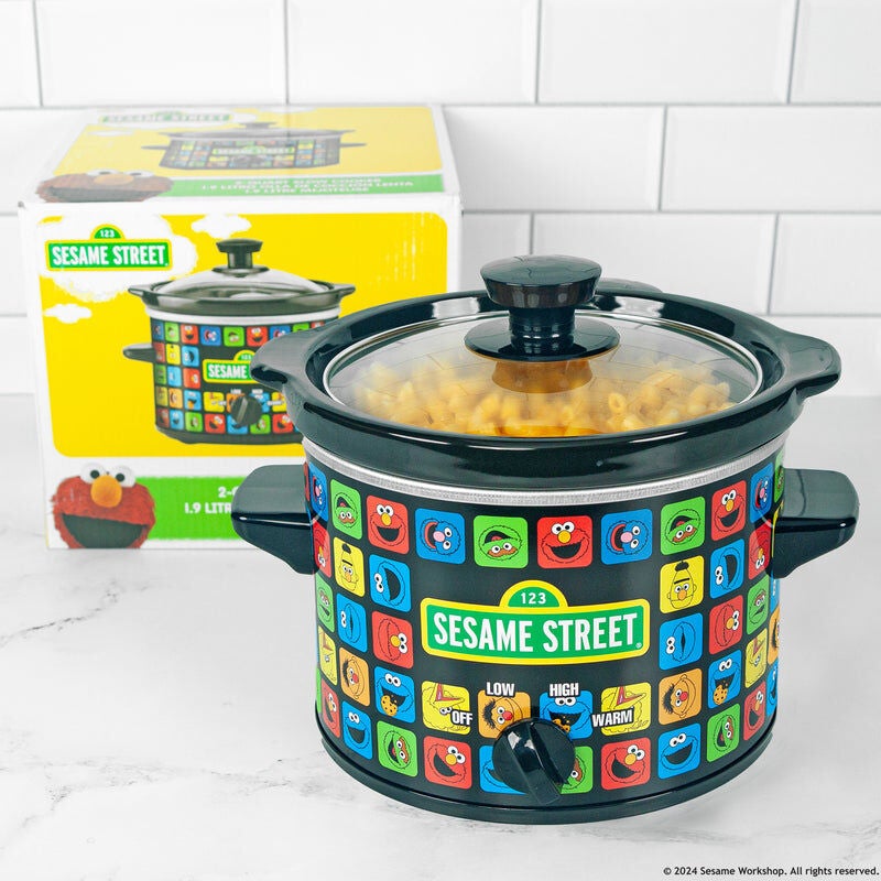 Sesame Street 2-Qt Slow Cooker, BLACK, alternate image number 3