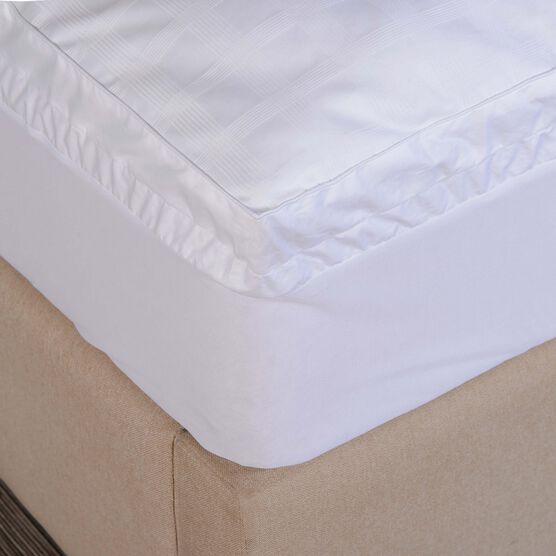 St. James Home Ultra 450 Thread Count Mattress Pad in White, , on-hover image number null