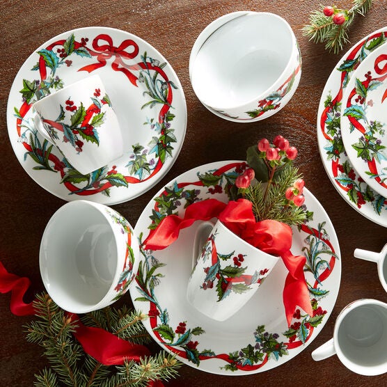 16Pc. Christmas Dinnerware Set Brylane Home