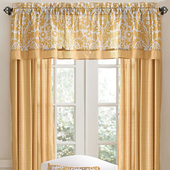 Maggie Valance, Maggie Valance,