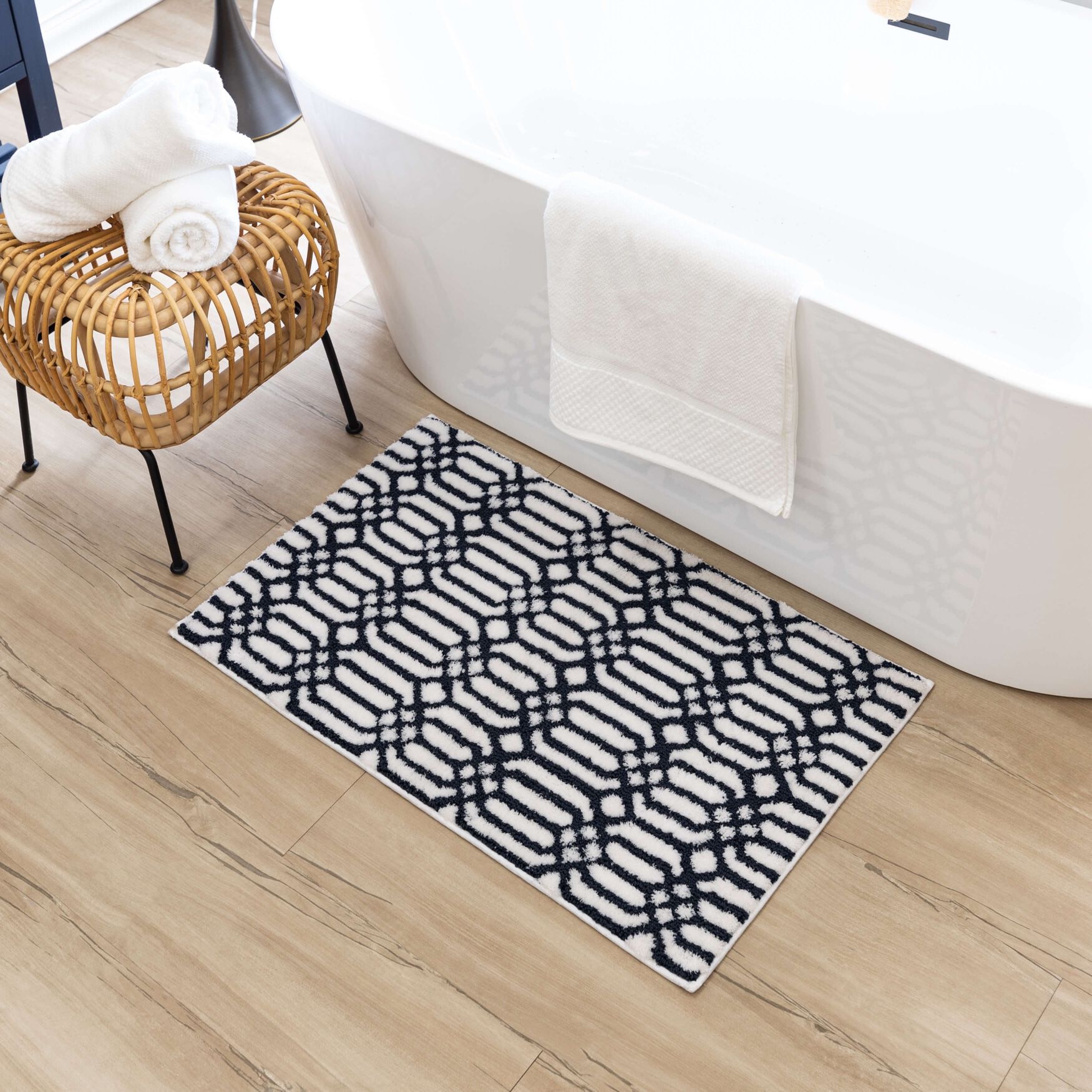 Linkage Bath Rug, , alternate image number 6