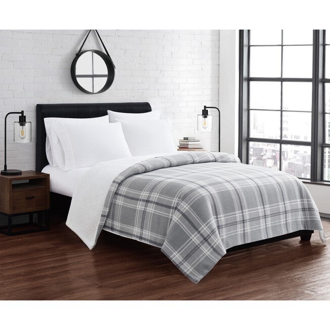 Cozy Teddy Plaid Blanket, GREY, hi-res image number 0