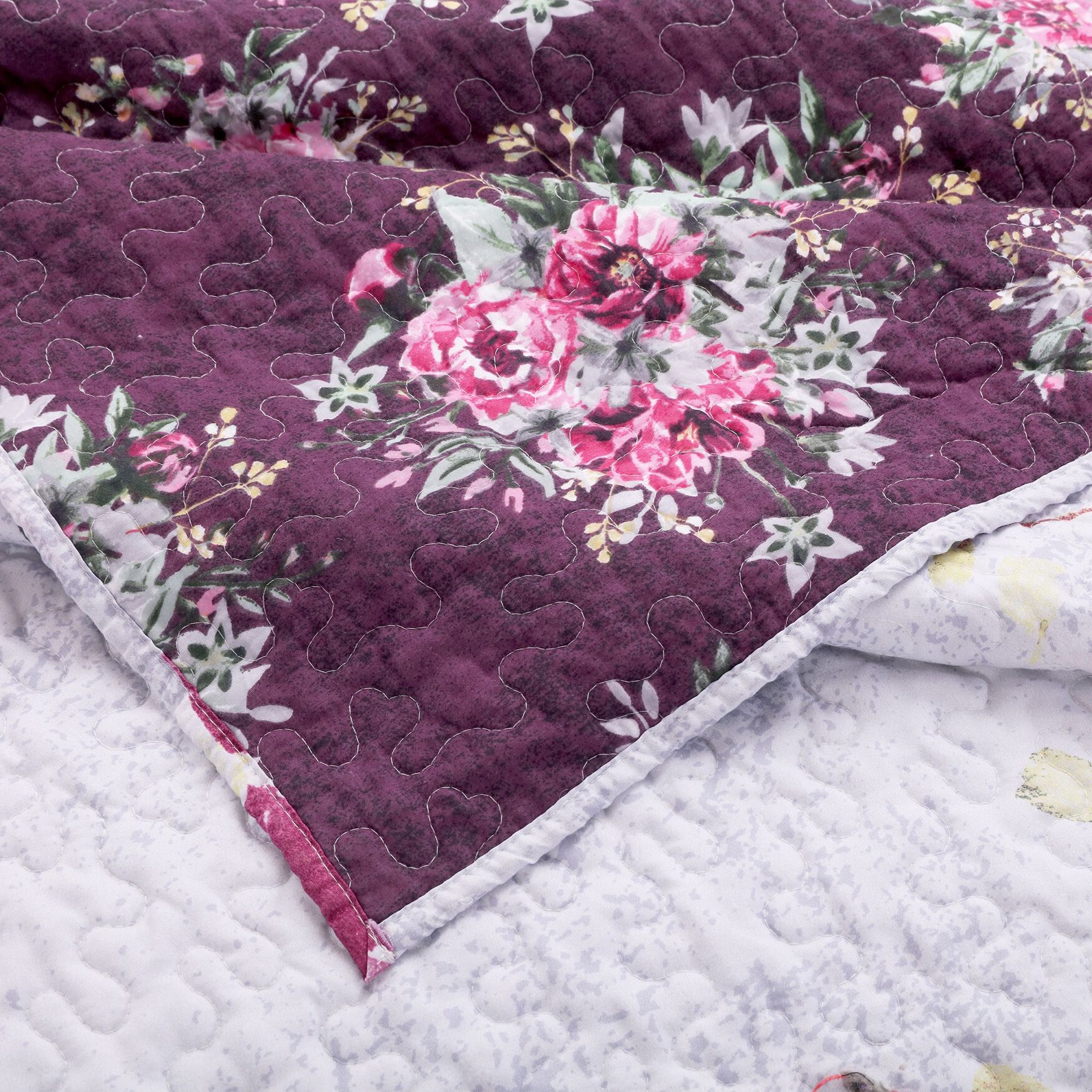 Rose Touch Quilted Throw Blanket, , alternate image number 2