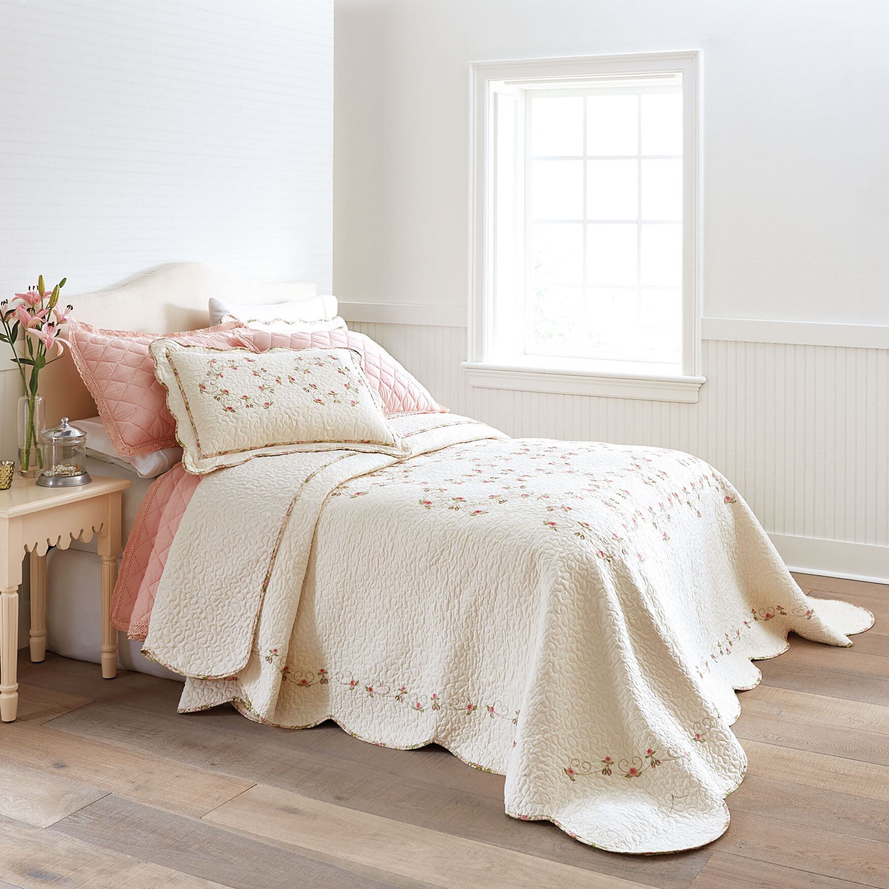 Felisa Bedspread Collection, , hi-res image number 0