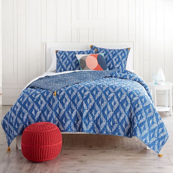 BrylaneHome Studio® Henry Tassel Quilt, BrylaneHome Studio® Henry Tassel Quilt,