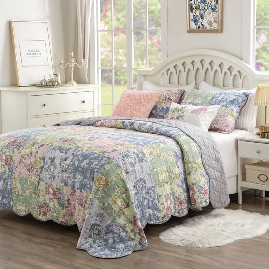 Emma Traditional Patchwork Quilt And Pillow Sham Set Brylane Home