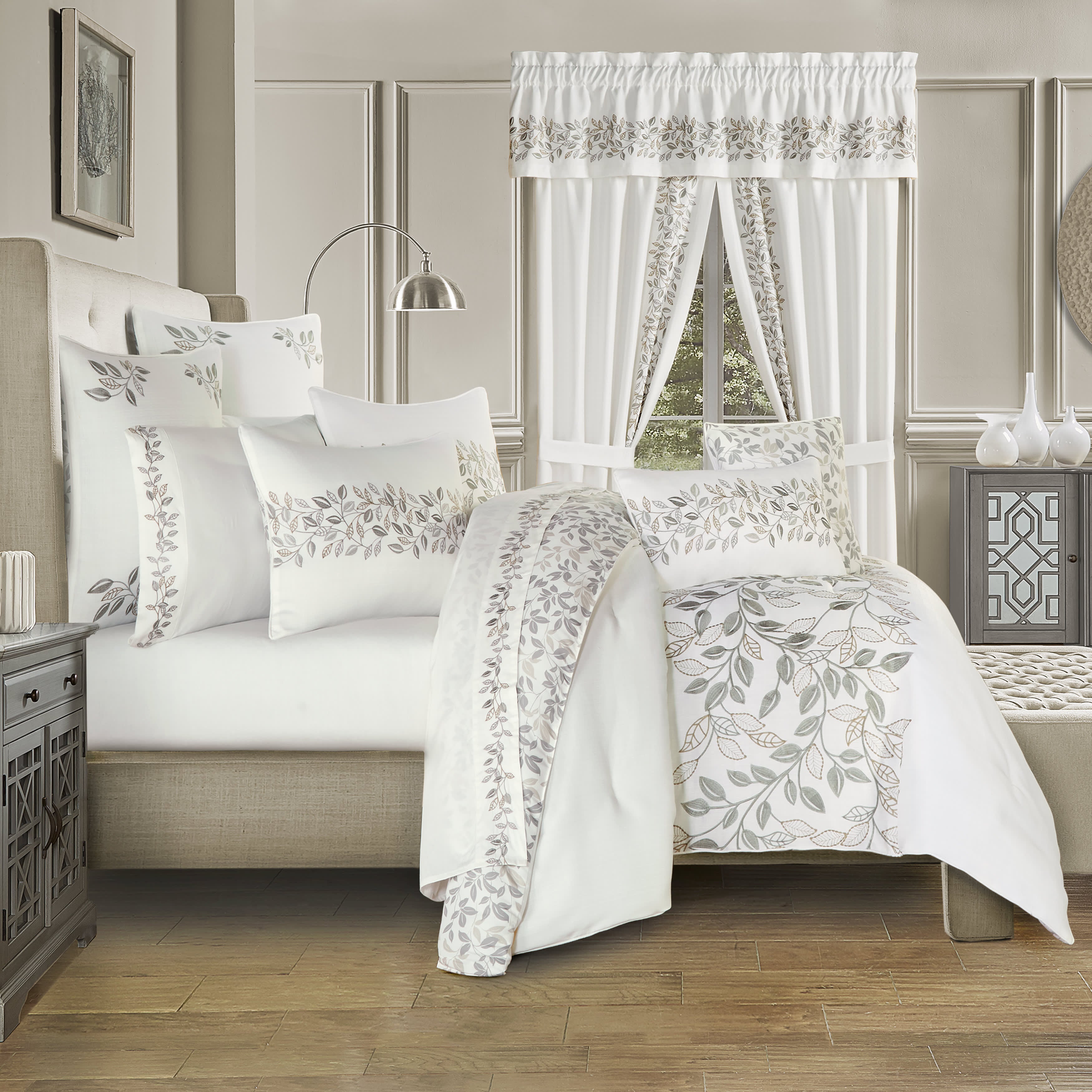 Laurel 4 Piece Comforter Set, WHITE, hi-res image number 0