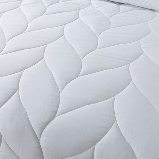 Cotton White Duck Down Comforter Comforters, , alternate image number null