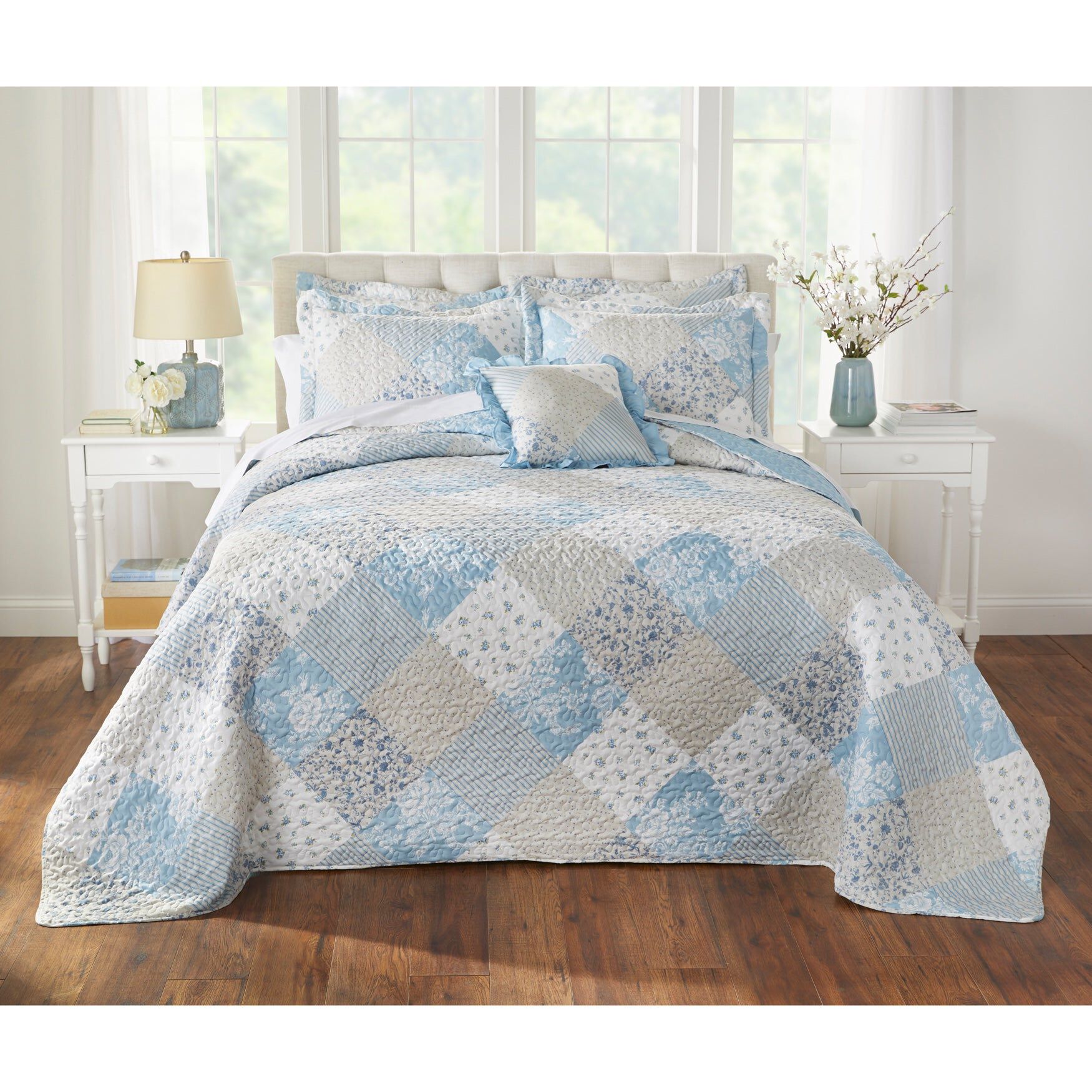 The Patchwork Bedspread Collection, , hi-res image number 0