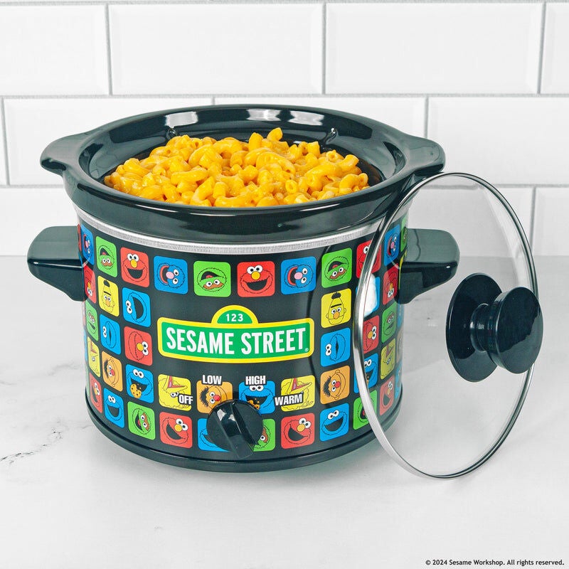 Sesame Street 2-Qt Slow Cooker, BLACK, alternate image number 1