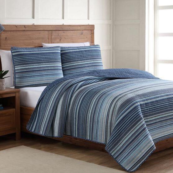Estate Collection Taj Quilt, BLUE, hi-res image number null