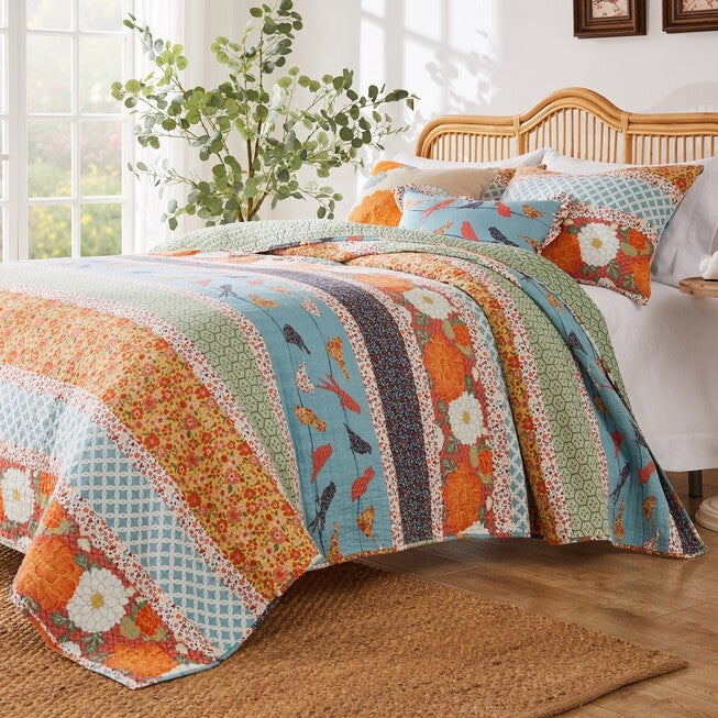 Penelope Quilt And Pillow Sham Set, CALICO STRIPE, hi-res image number null