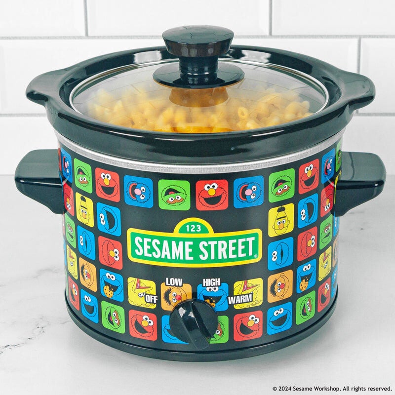 Sesame Street 2-Qt Slow Cooker, BLACK, alternate image number 2