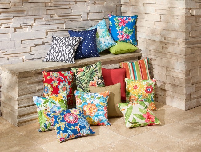 BH Outdoor Performance 16 inches Sq. Toss Pillow, , alternate image number null