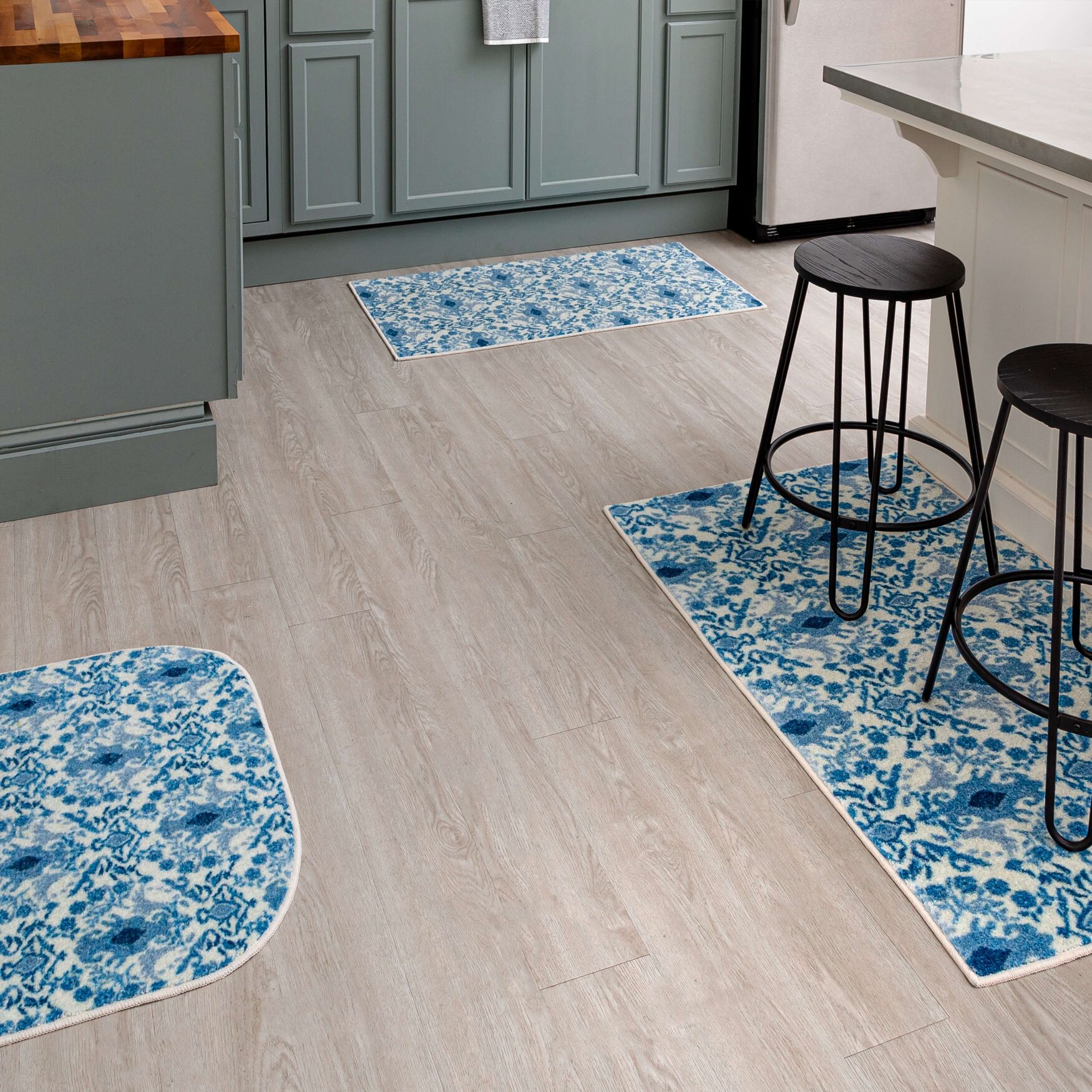 Damask Tile Navy Kitchen Rug, , alternate image number 7