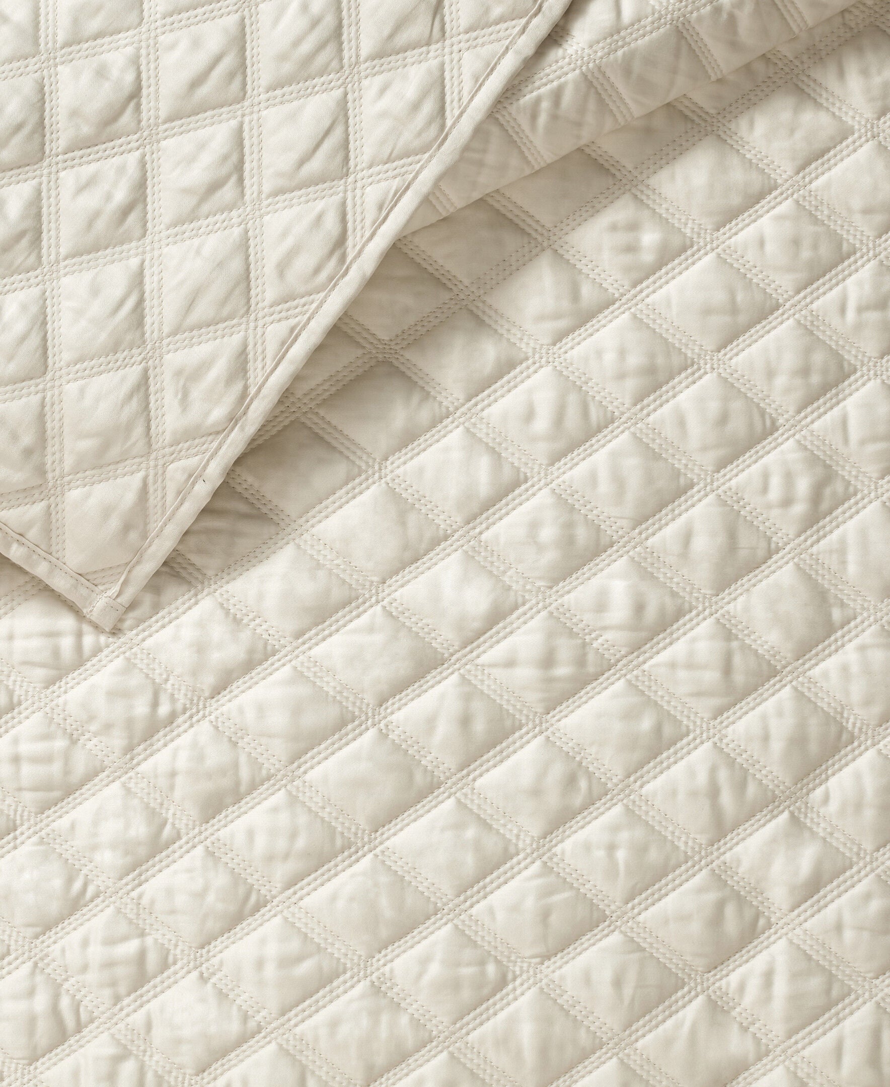 PREMIER SATEEN QUILT SET, PARCHMENT, alternate image number 3