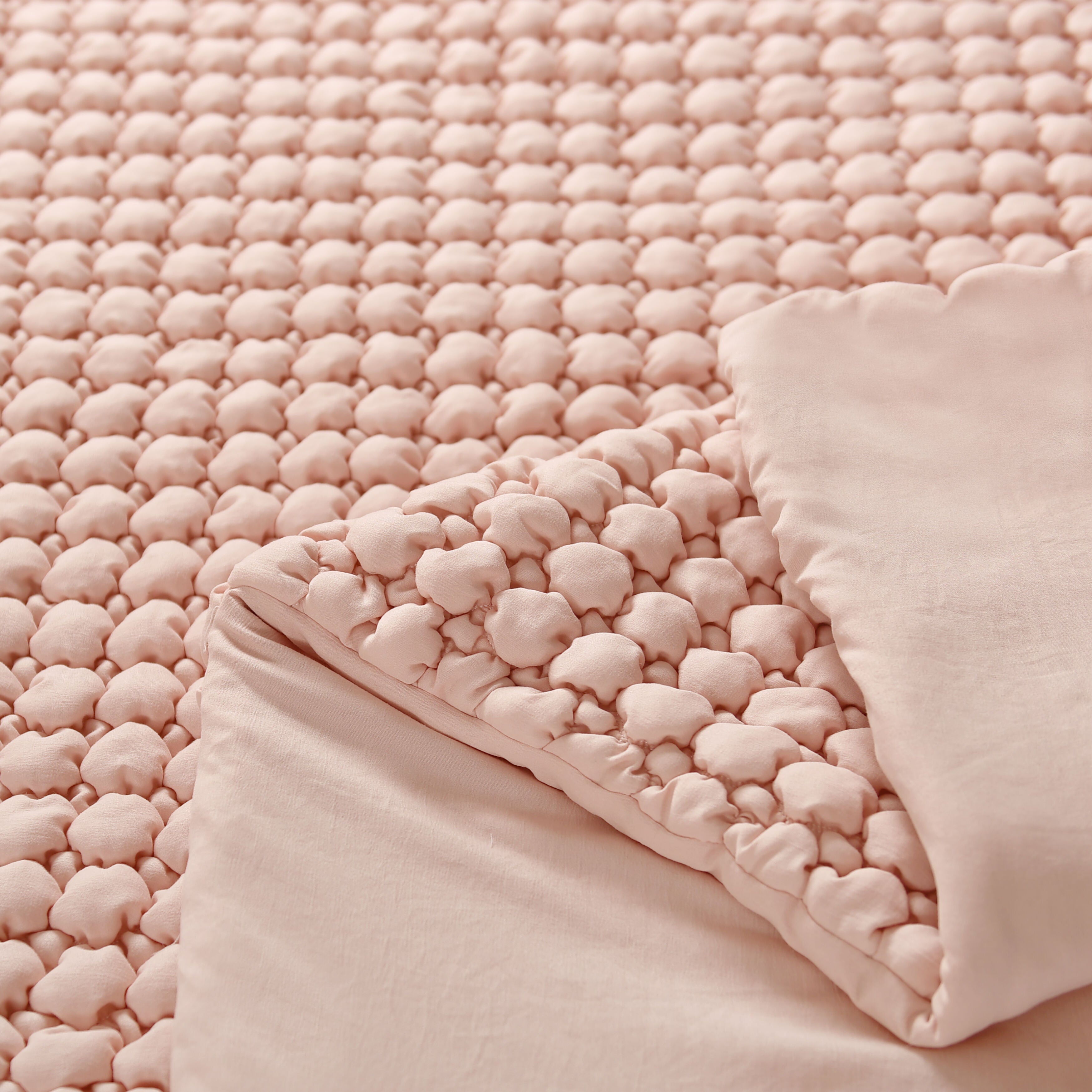 CLOUD PUFF FULL/QUEEN 3PC. QUILT SET, BLUSH, alternate image number 3