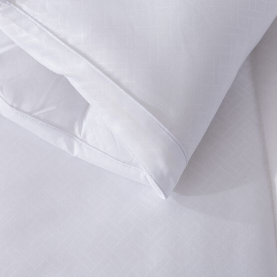 European Gusset Down Alternative Comforter, , alternate image number null