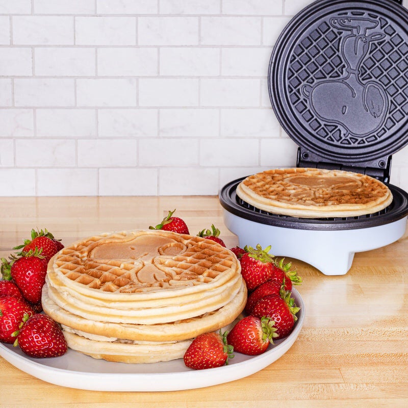 Peanuts Snoopy Waffle Maker, BLUE, alternate image number 2