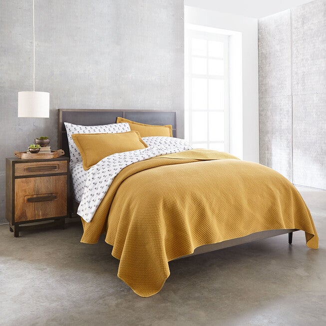 Theo Stonewash Geometric Quilt, GOLDEN AMBER, hi-res image number null