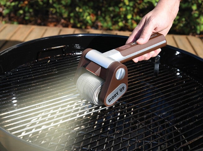 Horsepower™ Giddy Up™ Bristle-Free Grill Brush, , alternate image number null
