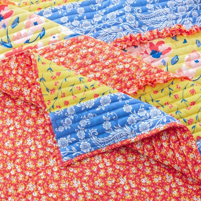 Skylar Quilted Throw Blanket, , alternate image number null