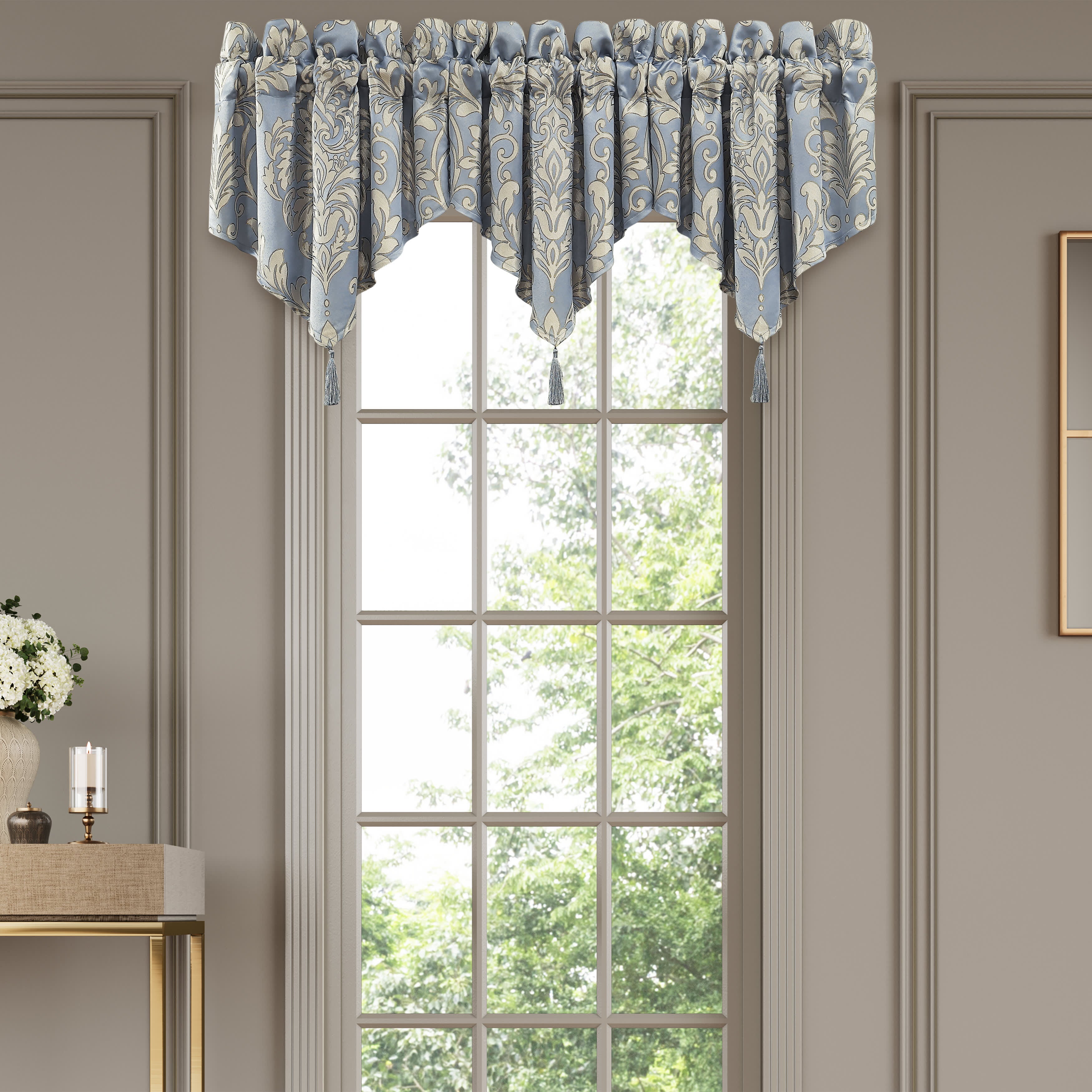 Lorenzo Window Ascot Valance