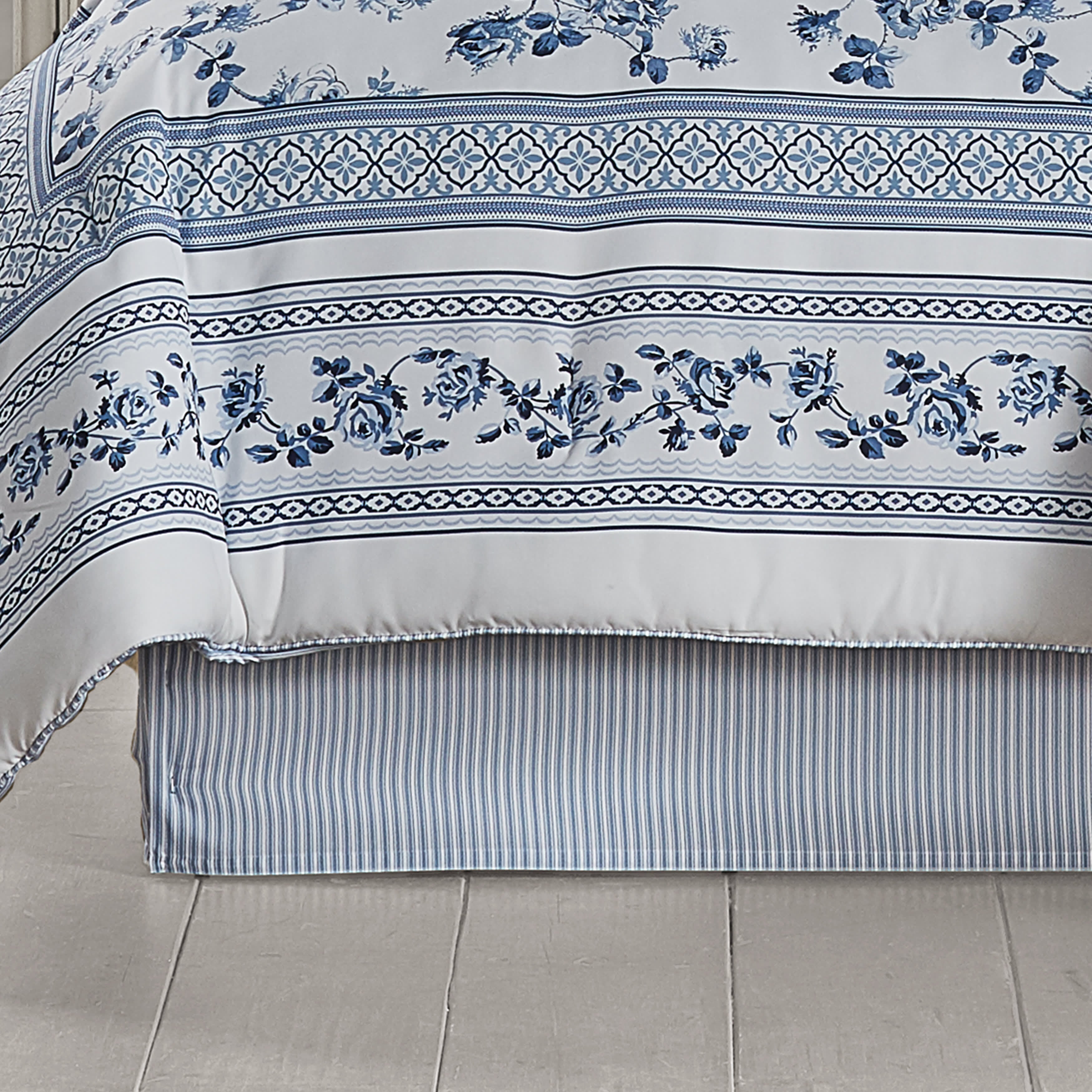 Rialto 4 Piece Comforter Set, FRENCH BLUE, alternate image number 1