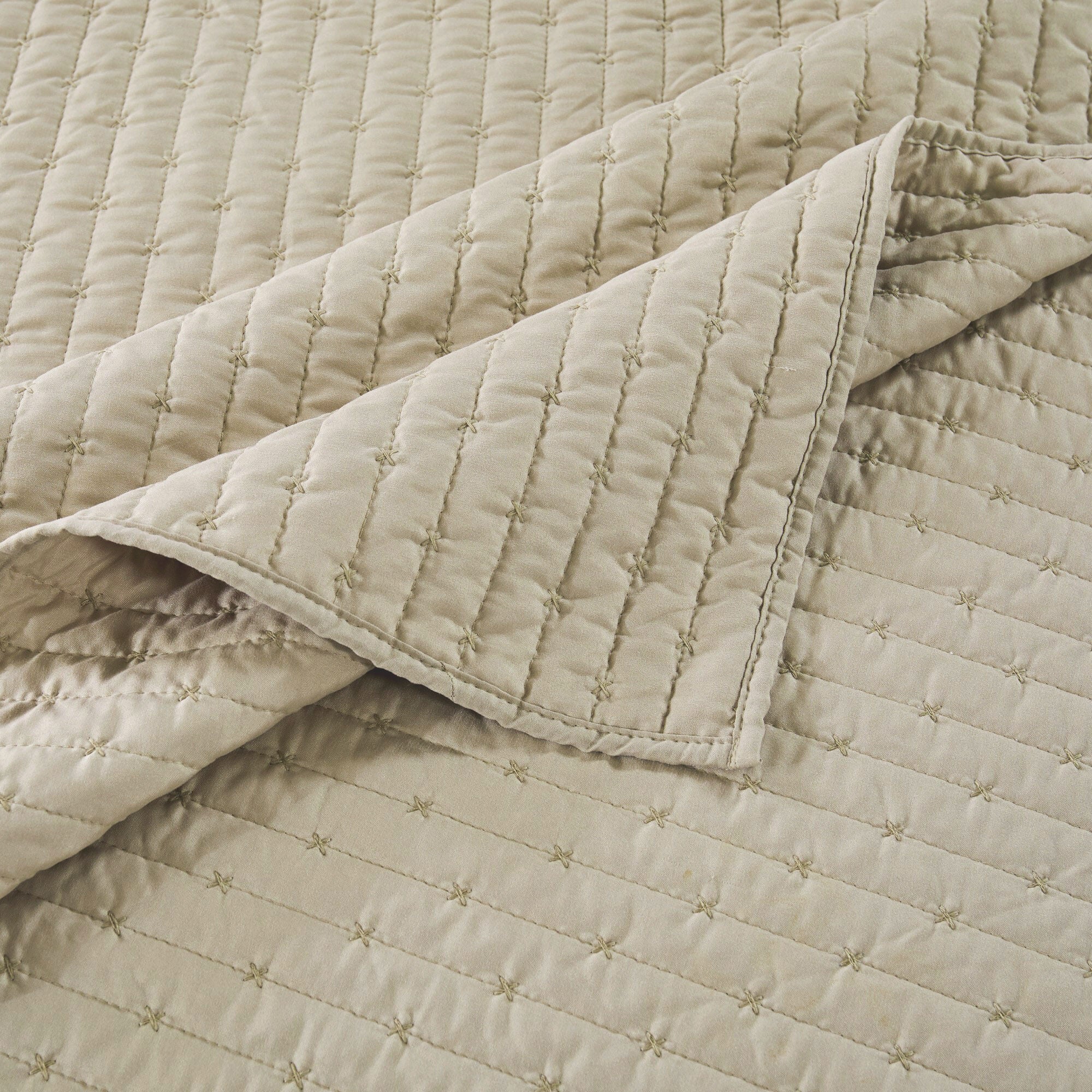Monterrey Finely Stitched Quilt Set, Taupe, 3-Piece Full/Queen, TAUPE, alternate image number 2