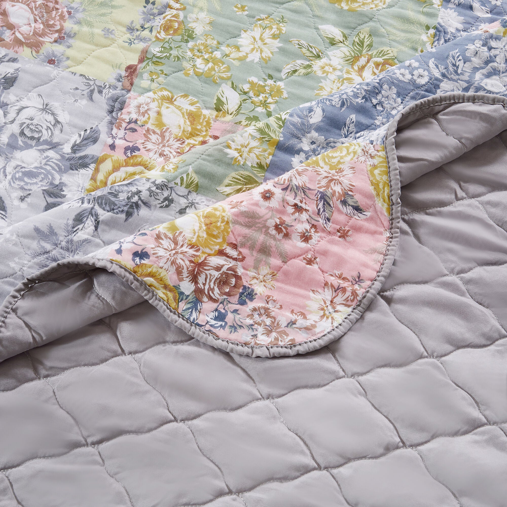 Emma Quilted Throw Blanket, GRAY, alternate image number 4