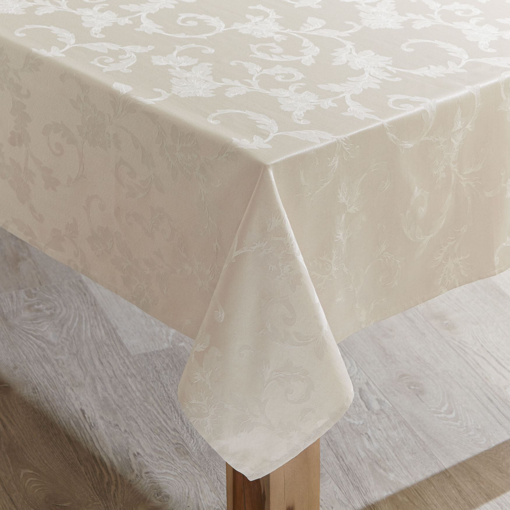 52 X 70 Tableclothnull