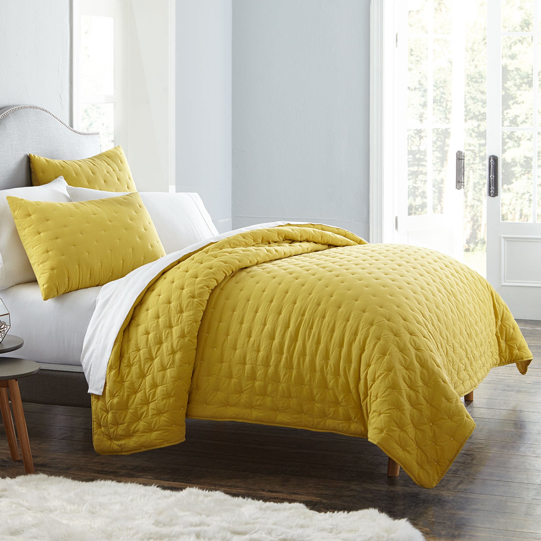 Beacon Solid Quilt, , hi-res image number 0