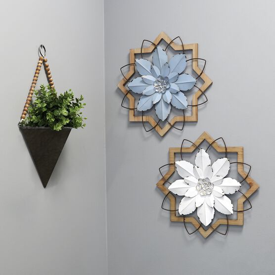 Metal White Flower and Wood Frame, , alternate image number null