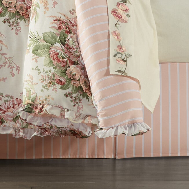 Estelle Coral Comforter Set, CORAL, alternate image number null