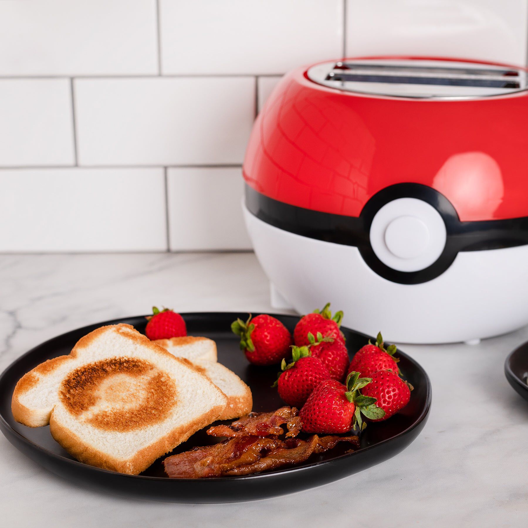 Pokemon Pok&eacute; Ball Halo Toaster