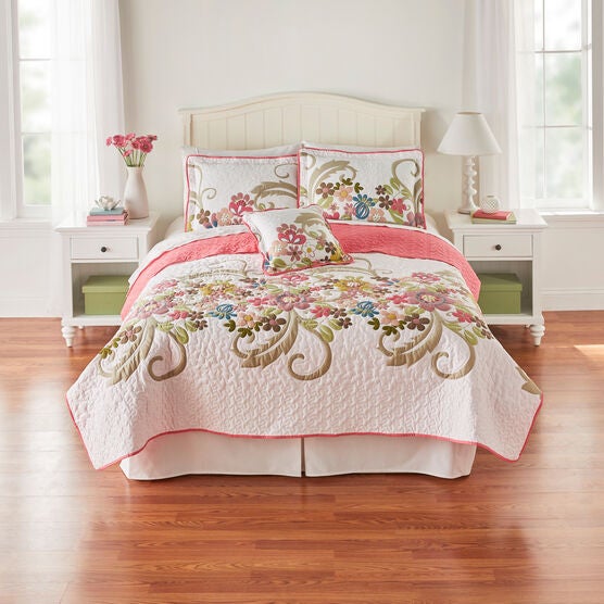 Jardin Floral Spring Quilt, Jardin Floral Spring Quilt,