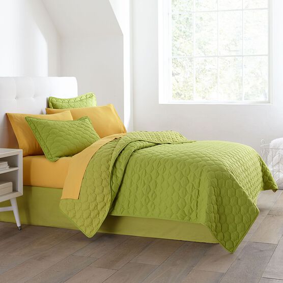 BrylaneHome® Studio Reversible Quilt, BrylaneHome® Studio Reversible Quilt,