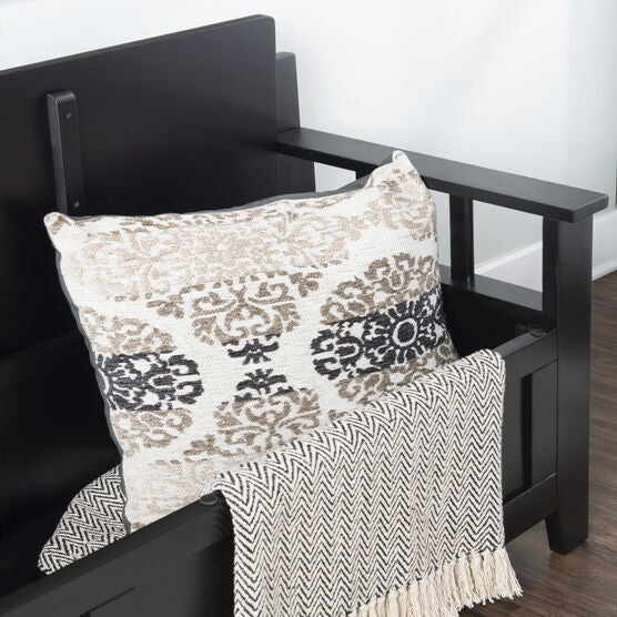 Carlton Padded Bench, , alternate image number null