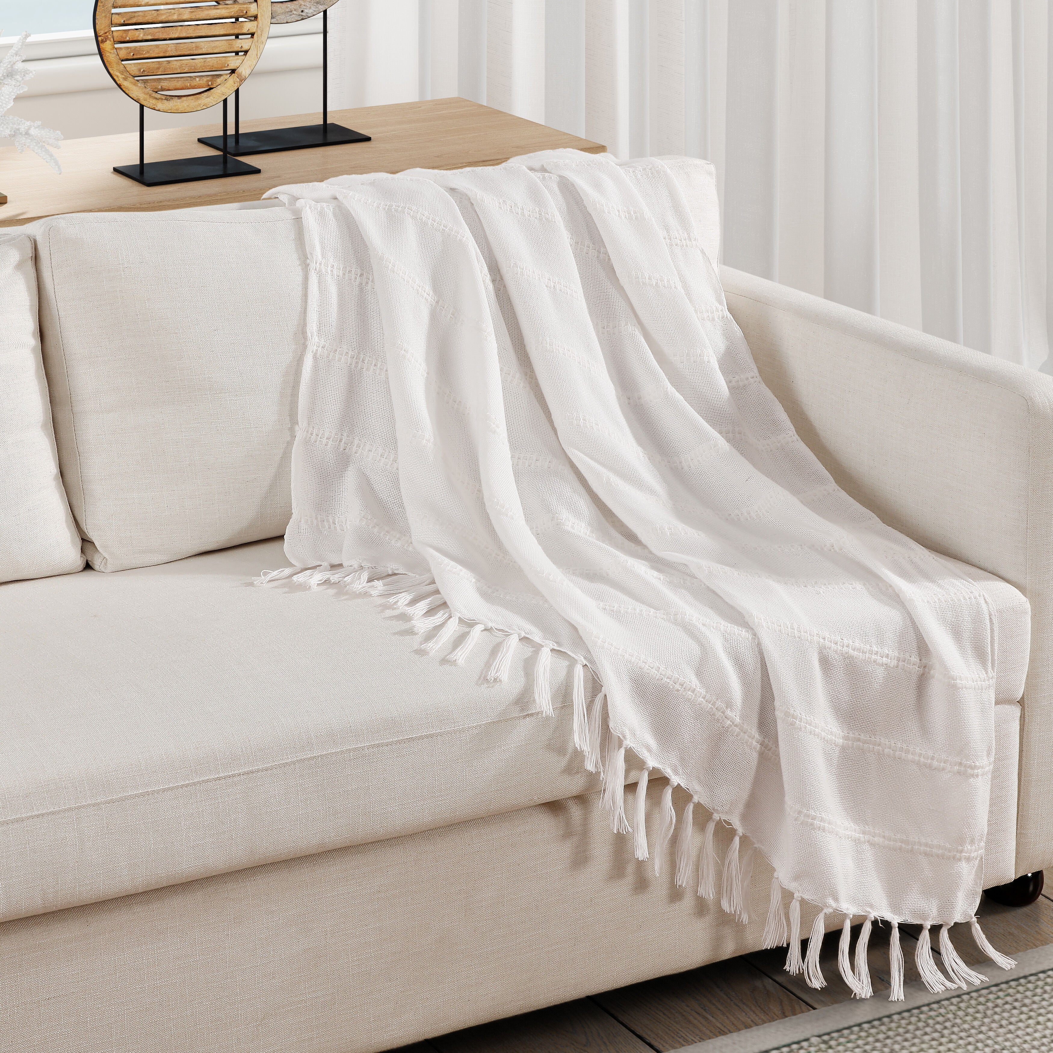 REEF THROW, WHITE, hi-res image number 0