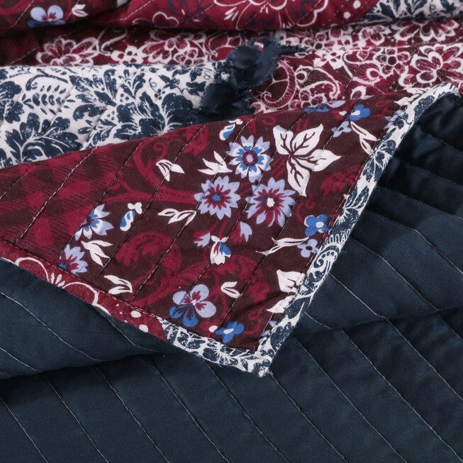 Monroe Quilted Throw Blanket, , alternate image number null