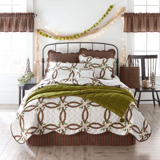 Holly Christmas 5-Pc. Quilt Set, Holly Christmas 5-Pc. Quilt Set,
