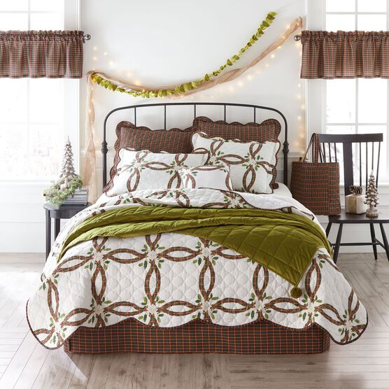 Holly Christmas 5-Pc. Quilt Set, Holly Christmas 5-Pc. Quilt Set,
