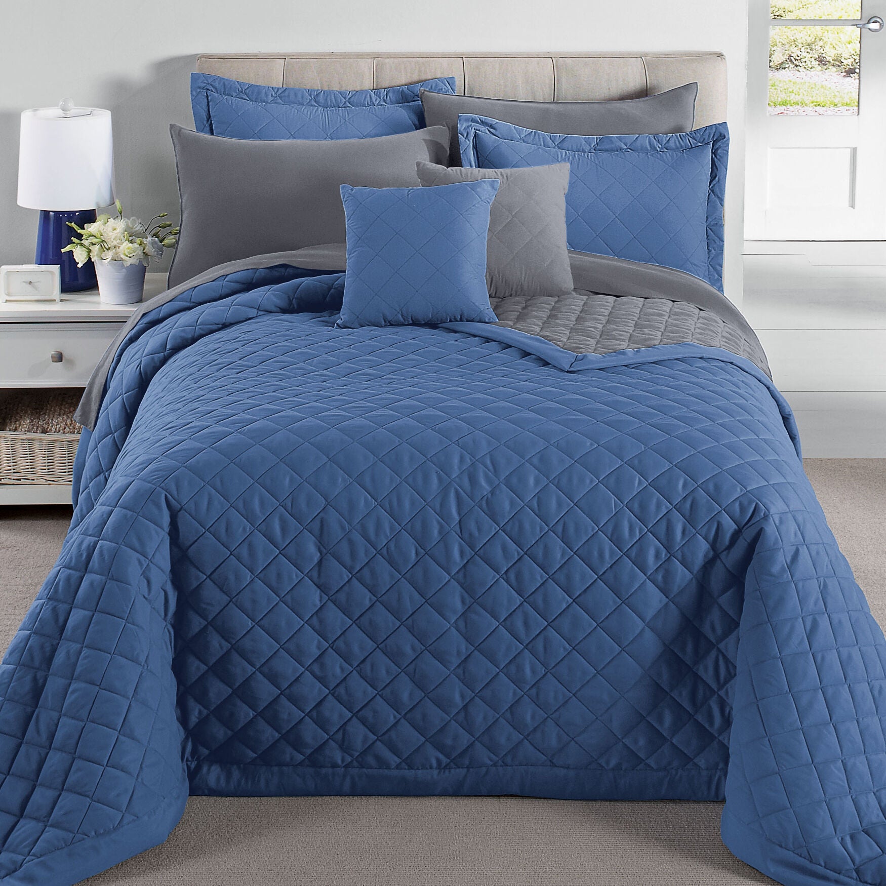 Watercolor Dream Finely Stitched Quilt Set with Decorative Pillows, , alternate image number 9