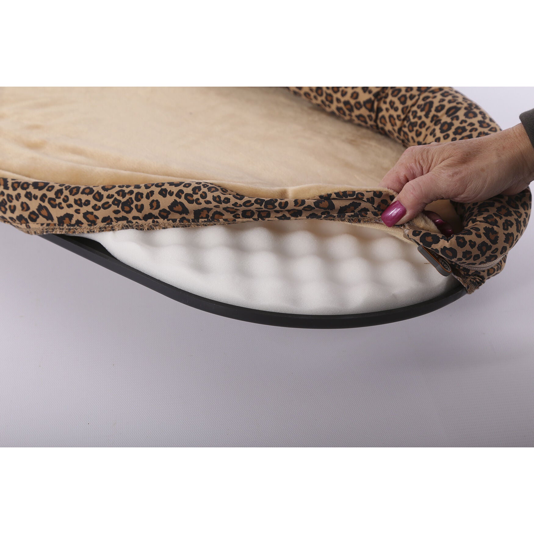 Deluxe kitty sill with bolster discount