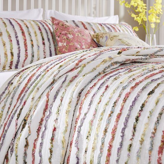 Bella Ruffle Quilt And Decorative Pillow Set, , alternate image number null