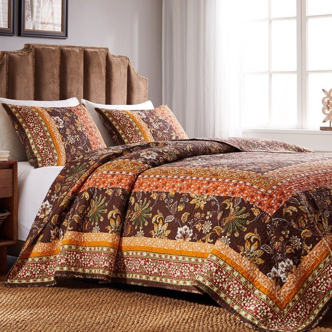 Audrey Quilt And Pillow Sham Set, , on-hover image number 1