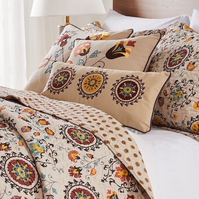 Andorra Decorative Pillow, , on-hover image number null